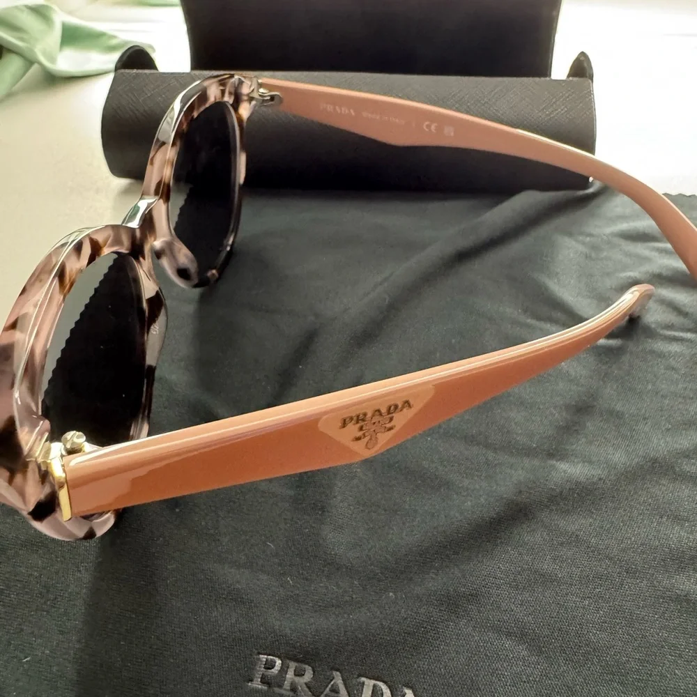 Prada Brown Cat-Eye Sunglasses - Picture 4 of 6